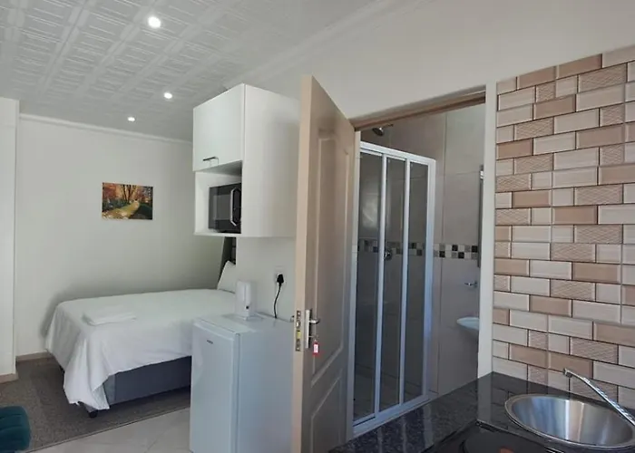 Twinex Accommodation Parow